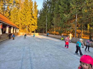 2024-12-21 Eislaufen Freibahn_1